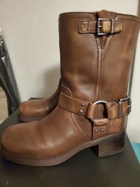 Vince Camuto Brown Leather Harness Moto Boots Sz 7